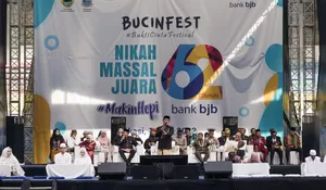 Ratusan Peserta Nikah Massal bank bjb, Dapat Bantuan Dana Hingga Didoakan Samara oleh Ridwan Kamil