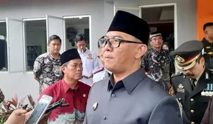 Plt Bupati Bogor Tegaskan Portal Pembatas Truk Tambang Diperlukan Agar Jalan Aman