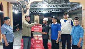 Warga RT7/9 Jatijajar Depok Terdampak Banjir Dapat Bantuan