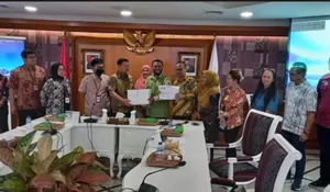 Sambangi Kantor Kementerian Sosial RI Komisi IV Sampaikan Laporan Aspirasi Masyarakat Terkait Bansos