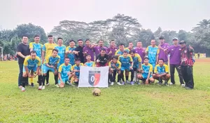 Mengintip Turnamen Bola Katar Cipayung Jaya, James Bond 07 Berhasil Angkat Piala 