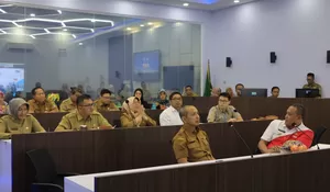 Di Depan Kementerian Kominfo, Plt Wali Kota Bekasi Tri Adhianto Jabarkan Program Smart City Tahun 2023