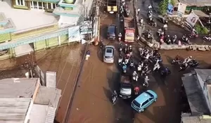 Depok Banjir, Kadis DPUPR : Warga Mengotori Pemerintah Membersihkan