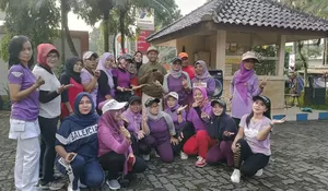 Dahlan Iskan Mendadak Senam di Graha Pena Bogor