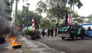 Mahasiswa Gelar Aksi Unjukrasa Karut Marut Permasalahan PPDB di Kota Bogor, Sebut Rotasi Mutasi Aneh