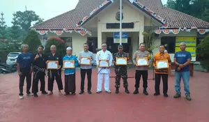 Atlet Karate Binaan Polsek Megamendung Juarai Kejuaraan Tingkat Kabupaten Bogor, Kapolsek Beri Apresiasi