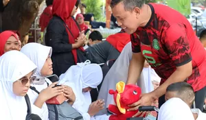 Apresiasi Anak Penyandang Disabilitas, Plt Wali Kota Bekasi Tri Adhianto Janji Tingkatkan Bantuan