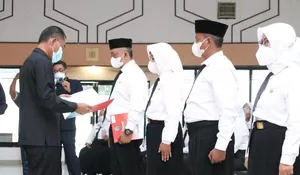 1.043 PPPK Guru di Subang Dapat SK Pengangkatan