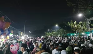 Berdesakan, 10 Handphone Milik Jamaah Tabligh Akbar UAS di Jonggol Hilang