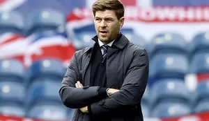 Arsenal vs Aston Villa: Meneror Kursi Stevie G