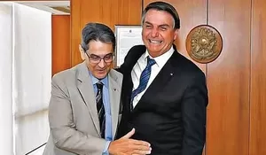 Politisi Brasil Nekat Lempar Granat ke Polisi