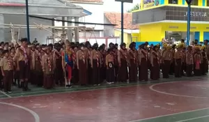 350 Peserta Meriahkan Upacara Gelar Senja Kwarran Pramuka Tanahsareal