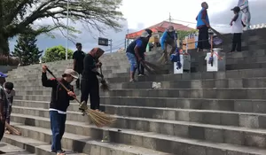 KPLS Gencar Bersih-bersih Lapang Merdeka Kota Sukabumi