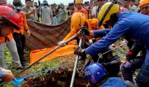 Penyanyi Era 1980 Iis Piska Meninggal Dunia Usai Jatuh ke Sumur di Subang