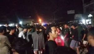 Kabur Setelah Menabrak Warga di Karmeo, Sampai di Tanjung Marwo Malah Nabrak dan Menyeret Motor Lagi Parkir
