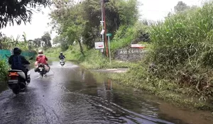 Jalan Perbatasan Kota dan Kabupaten Bogor Banjir