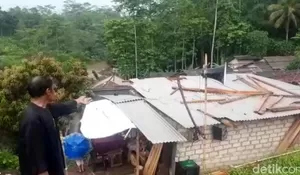 16 Rumah Rusak Diterjang Hujan Badai