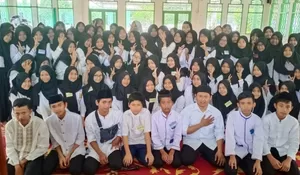 SMPN 10 Gelar Maulid Nabi