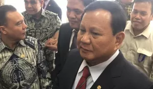 Menhan Prabowo Masih Belanja Masalah, Rapat Perdana dengan DPR