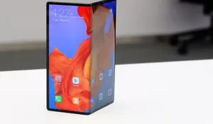 Perdana, Huawei Luncurkan Ponsel Lipat