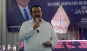 Anton Suratto Tolak Jabatan Presiden Tiga Periode