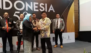 BPR Parungpanjang Beserta Dirut Diganjar Penghargaan