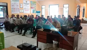 Ketua RT/RW Warungmenteng Diajari Tertib Administrasi