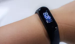  Mi Band 5 Buat Layar Lebih Lebar