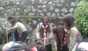 125 Anggota Pramuka Bogor Barat Latihan Biopori
