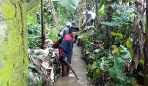TPK Pasirgaok Gotong-royong Perbaiki Jaling
