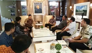 Pemkot Suguhi Talas Rebus