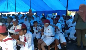 Mendikbud Nadiem Pastikan Guru-guru Korban Banjir Dapat Tunjangan Khusus 3 Bulan