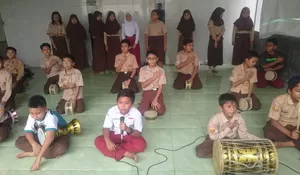 SDN Panaragan Pertahankan Juara Marawis