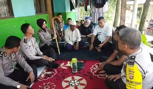 Kakek Viral di Babakanmadang Dikunjungi Kapolsek