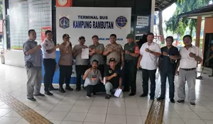 Jaga Kamtibmas, Polisi Patroli Terbus Kampung Rambutan
