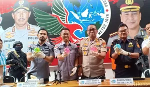 Awas! Bola Mainan Isi Sabu Cair