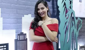 Peluk Justin Biber Pevita Pearce Dihujat Warganet