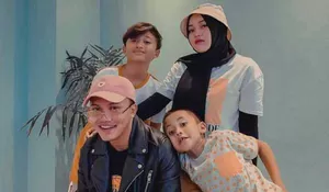 Anak-anak Sule Nantikan Nathalie Holscher Pulang