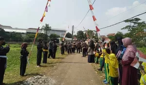 Pemcam Kemang Tunjuk Desa Bojong Jadi Duta BBGRM