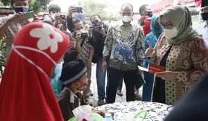 Masyarakat Kelurahan Tengah Kumpulkan Rp204 Juta, Uang Warga Untuk 206 Anak Yatim