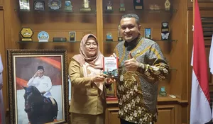 Kenalin Nih 'Emanberani', Buku Digital yang Mudahkan Anggota DPRD Pahami Perda Insisiatif