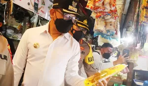 Cek Ketersediaan Minyak Goreng di Pasar Tradisional, Bima Arya: Langka, Tapi Tidak Ada Panic Buying