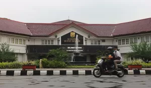 Rumah Dinas Bupati Bogor Terpantau Sepi Usai OTT KPK