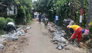 Lewat Samisade, Desa Bantarsari Poles Jalan Antar Kampung
