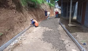 Berkat Samisade, Betonisasi Jalan Kampung di Desa Tugu Jaya bakal Kerek Perekonomian Warga