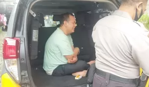 Rizki Menangis dan Minta Maaf usai Bunuh Anak dan Bacok Istri