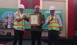 Tirta Kahuripan Raih Dua Penghargaan K3 Dari Gubernur Jabar