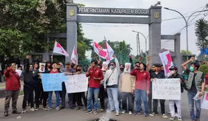 Ada Dugaan Korupsi dalam Operasi Pasar Murah, Mahasiswa dari Inspira Bogor Geruduk Kantor Bupati