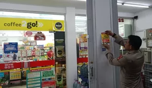 Antisipasi Perampokan di Minimarket, Polsek Mampang Tempel Nomor Aduan