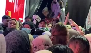 PT KAI Sebut 2 Penumpukkan Penumpang di Stasiun Sudirman Sampai Naik Ekskalator Lawan Arah